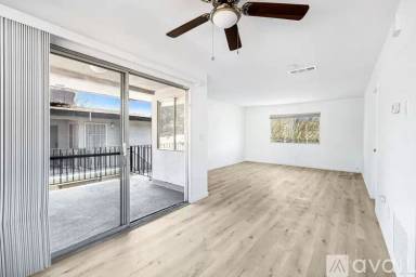 Main picture of Fairway Apartments