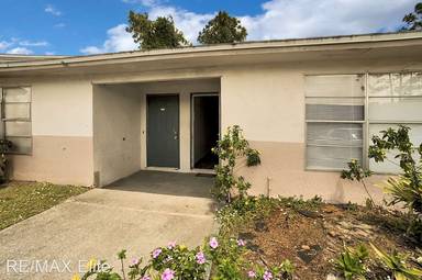 Main picture of 1914 Agora Cir SE