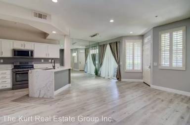 Main picture of 604 Larkridge