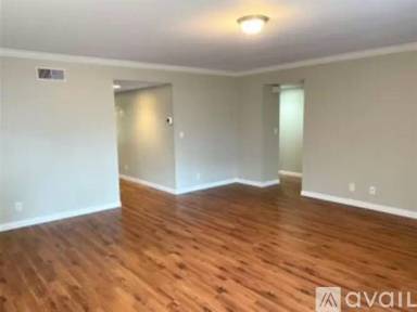 Main picture of 2079 Marter Ave