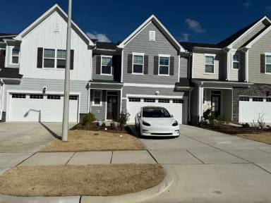 Main picture of 1605 Starlit Sky Ln