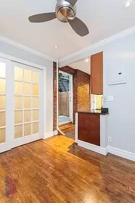 Main picture of 416 E 13th St