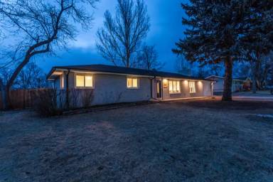 Main picture of 3521 Kenyon Dr