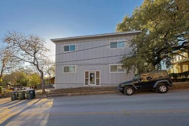 Main picture of 319 North Street - 7