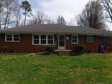 Main picture of 315 Supper Club Rd