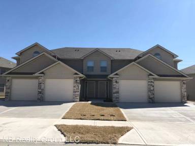 Main picture of 450 Emily Ln