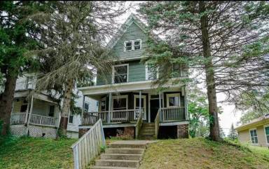 Main picture of 1827 N Peoria Ave