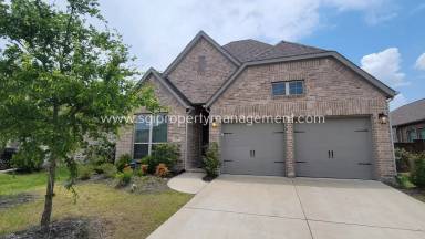 Main picture of 2153 Winsbury