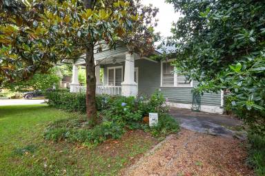 Main picture of 1076 Tilden St NW