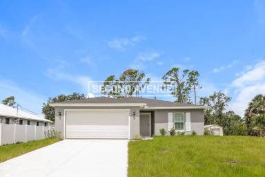 Main picture of 860 Phyllis St