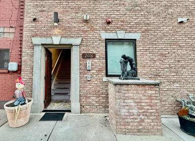 Main picture of 2016 S Juniper St