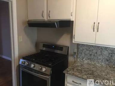 Main picture of 1001 E Edwards St
