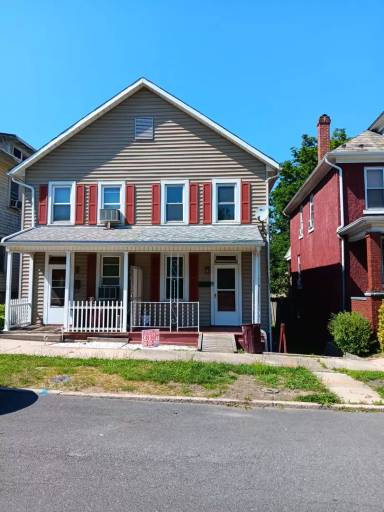 Main picture of 405 Beall St