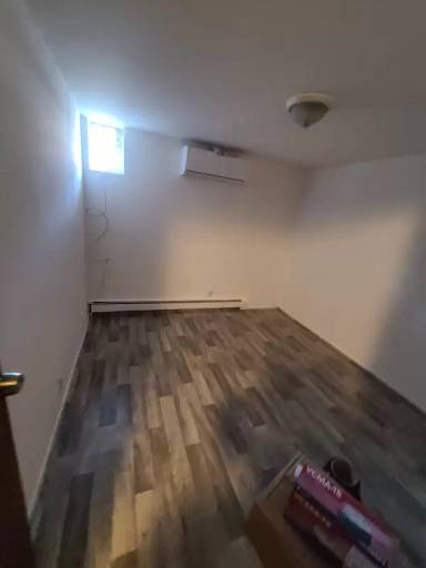 Main picture of 4009 Corlear Ave