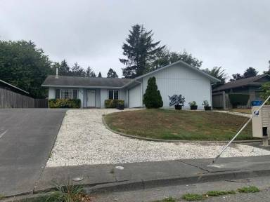 Main picture of 6836 London Dr