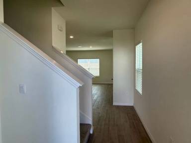 Main picture of 5149 SW 48th Ln