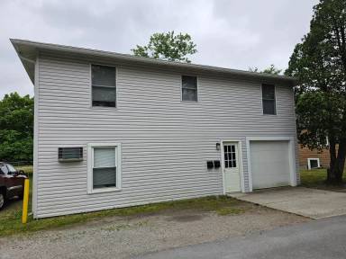 Main picture of 255 Crim St