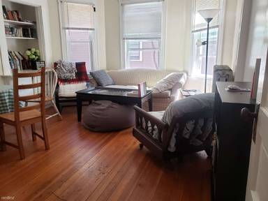 Main picture of 1 Walker St