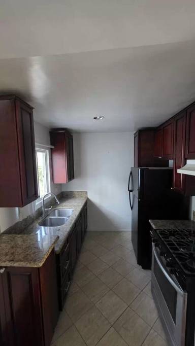 Main picture of 1020 N Curson Ave