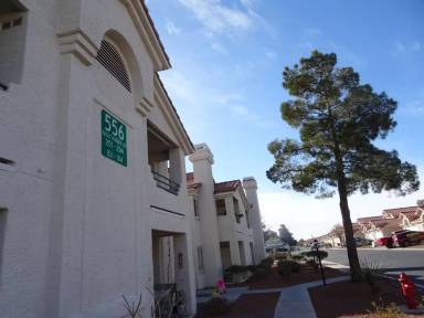 Main picture of 556 Yacht Harbor Dr