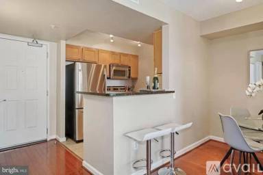 Main picture of Ballston 880 Condo