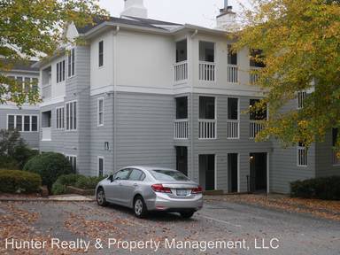 Main picture of 205 Oakwood Ct