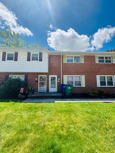 Main picture of 106 Lucas Dr
