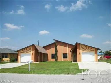 Main picture of 434 NE 16th Pl