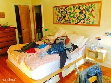 Main picture of 10 Frost St