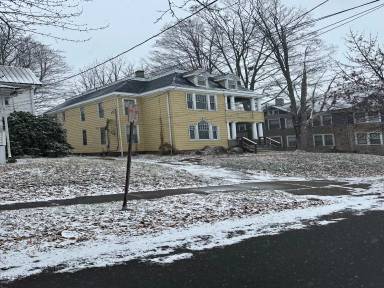 Main picture of 10 Birch St