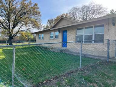 Main picture of 1807 Frame St
