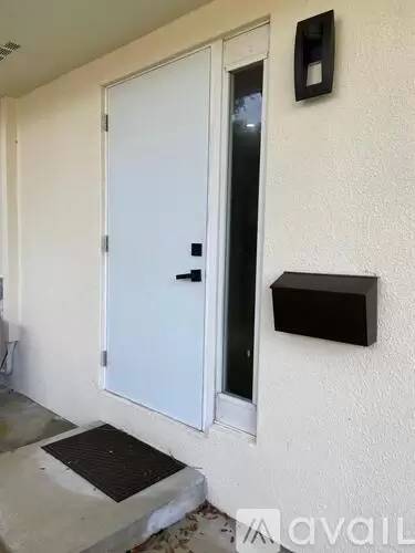 Main picture of 8261 SW 90th St
