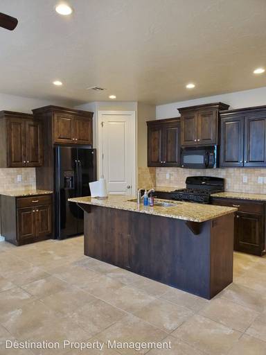 Main picture of 4209 E Torrey Pines Dr