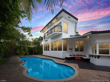 Main picture of 691 Ridgewood Rd