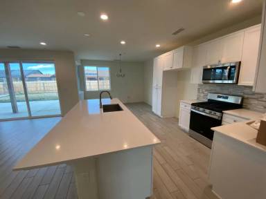 Main picture of 2535 Orange Ct