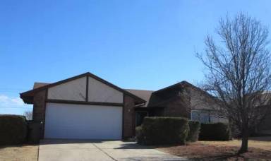 Main picture of 5504 Cloverlawn Dr