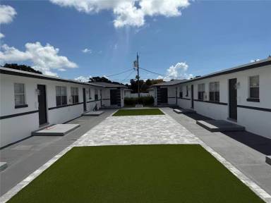 Main picture of 1875 40th Ave