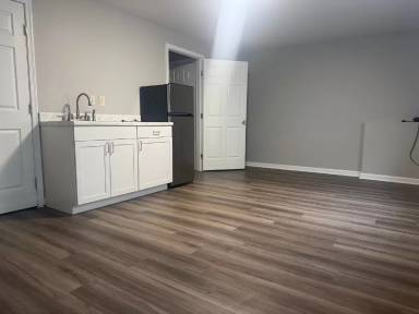 Main picture of 900 Barton Oaks Pl