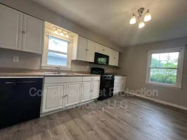 Main picture of 6283 California St