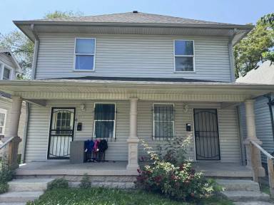 Main picture of 1122 S Sheffield Ave
