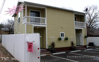 Main picture of 608 E Goodwin St