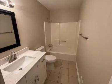 Main picture of 114 Bentley Pkwy