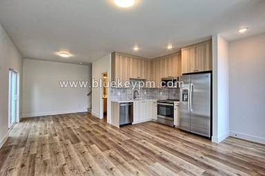 Main picture of 3354 N Russet St