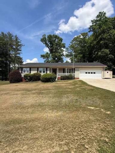 Main picture of 102 Woodhaven Ct