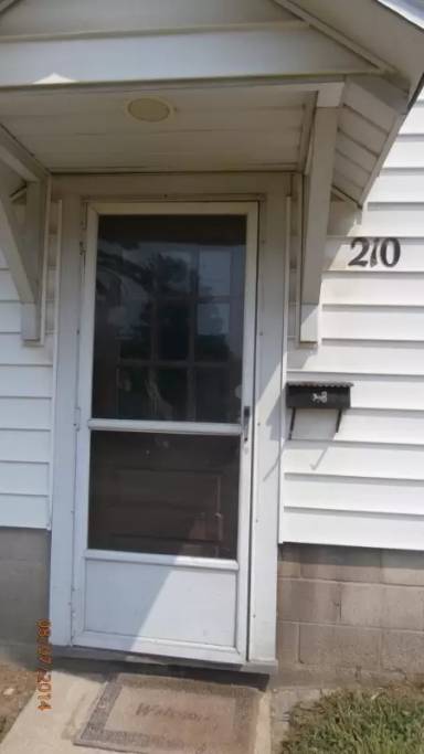 Main picture of 210 Papermill Ave