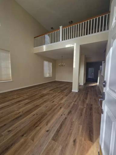 Main picture of 958 W Encore Dr