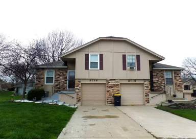 Main picture of 8716 N Chatham Ave