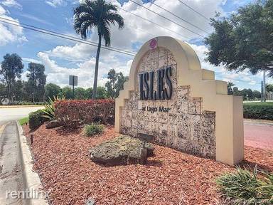 Main picture of Isles At Lago Mar
