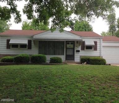 Main picture of 827 Bella Ln