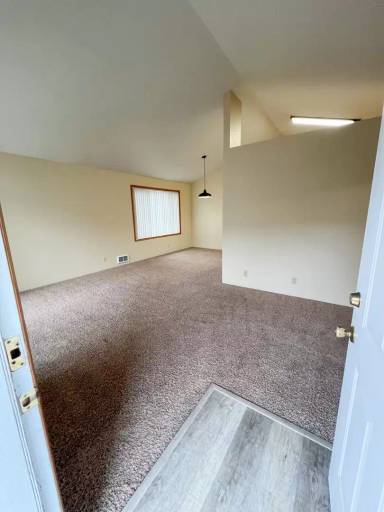 Main picture of 5664 Glenridge Way